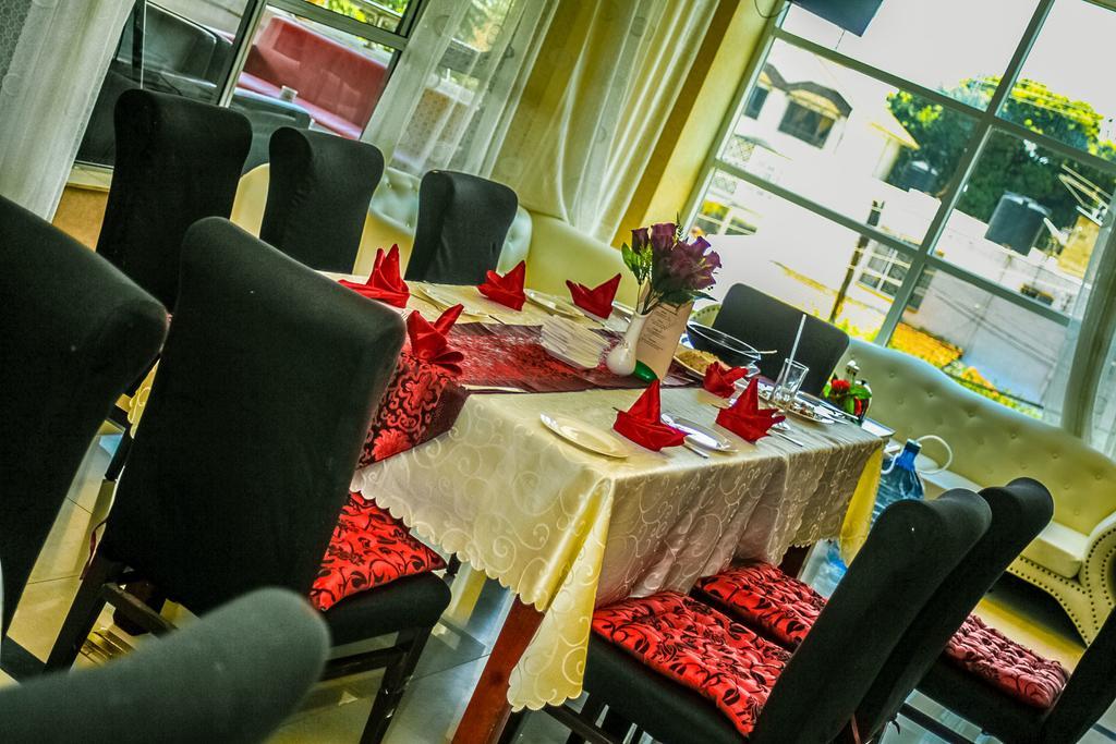 Nanchang Hotel Найроби Екстериор снимка