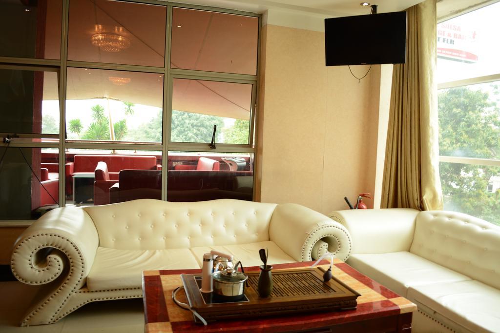 Nanchang Hotel Найроби Екстериор снимка